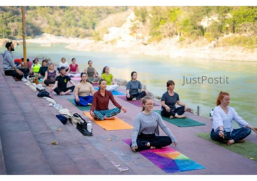 200 Hour Yoga TTC in Rishikesh
